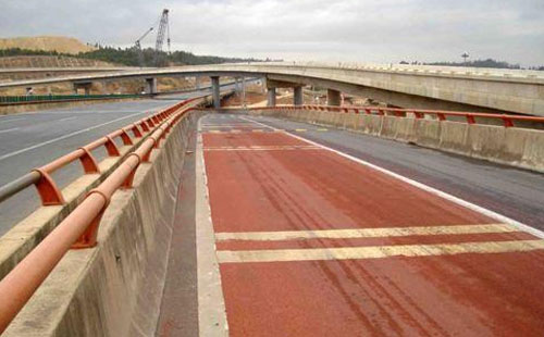 措美轻载防滑路面粘结材料